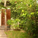 Villa Laella Favella