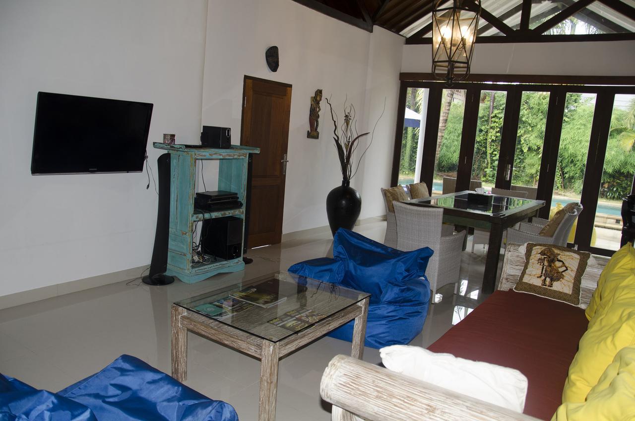 Laella Favella Villa