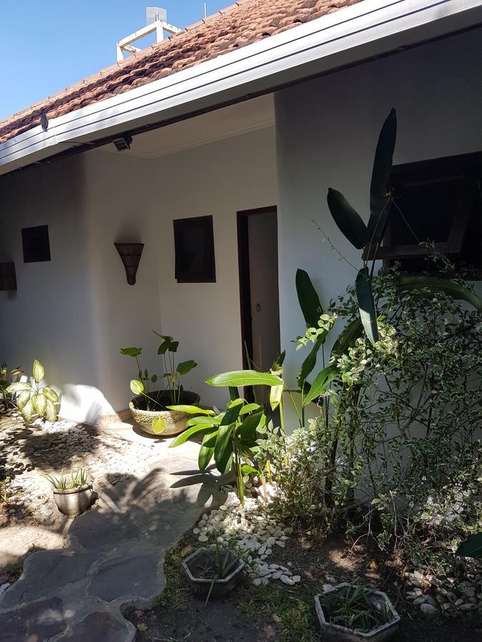 Laella Favella Villa *